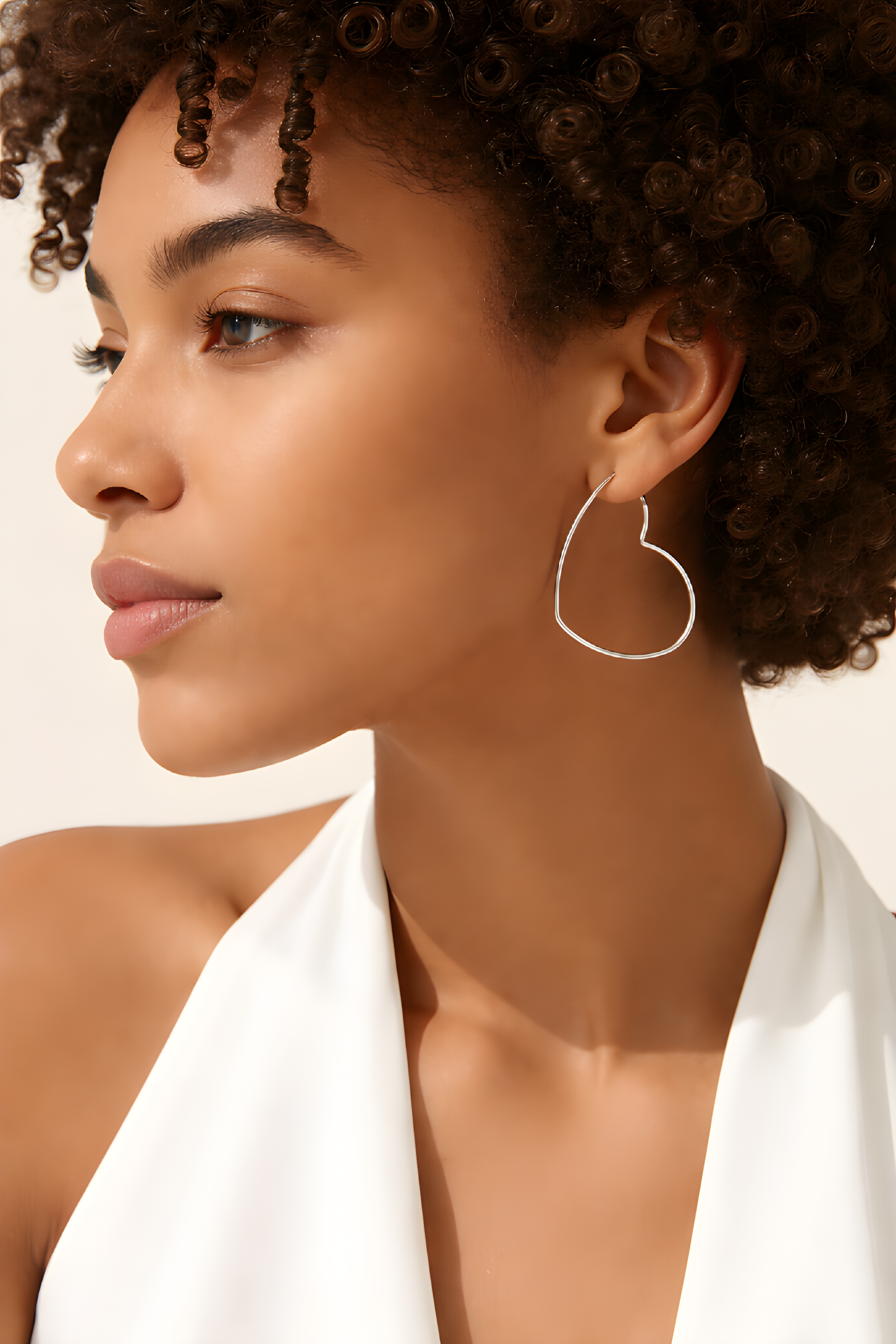 Brinco argola coração